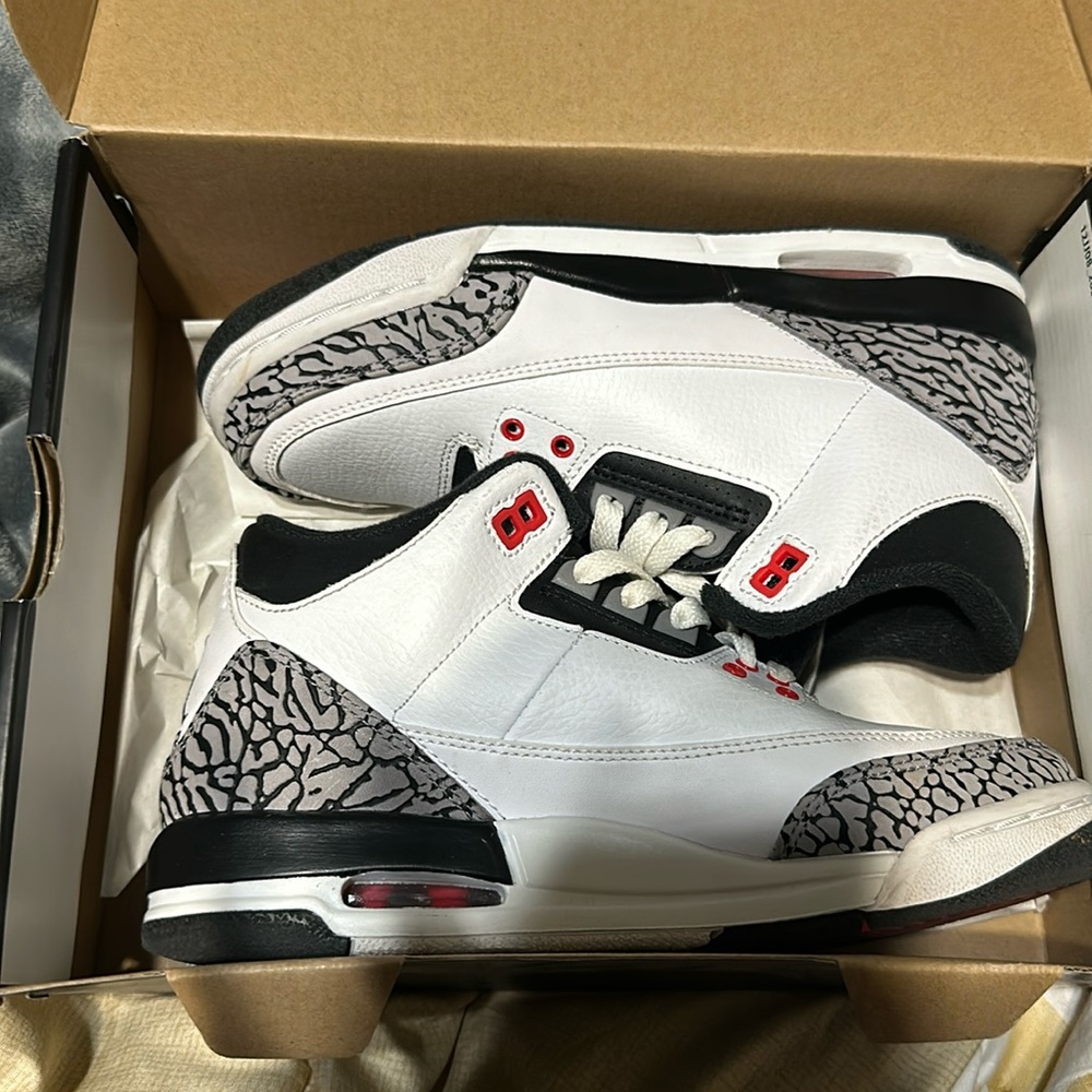 Nike Air Jordan 3 Retro BG